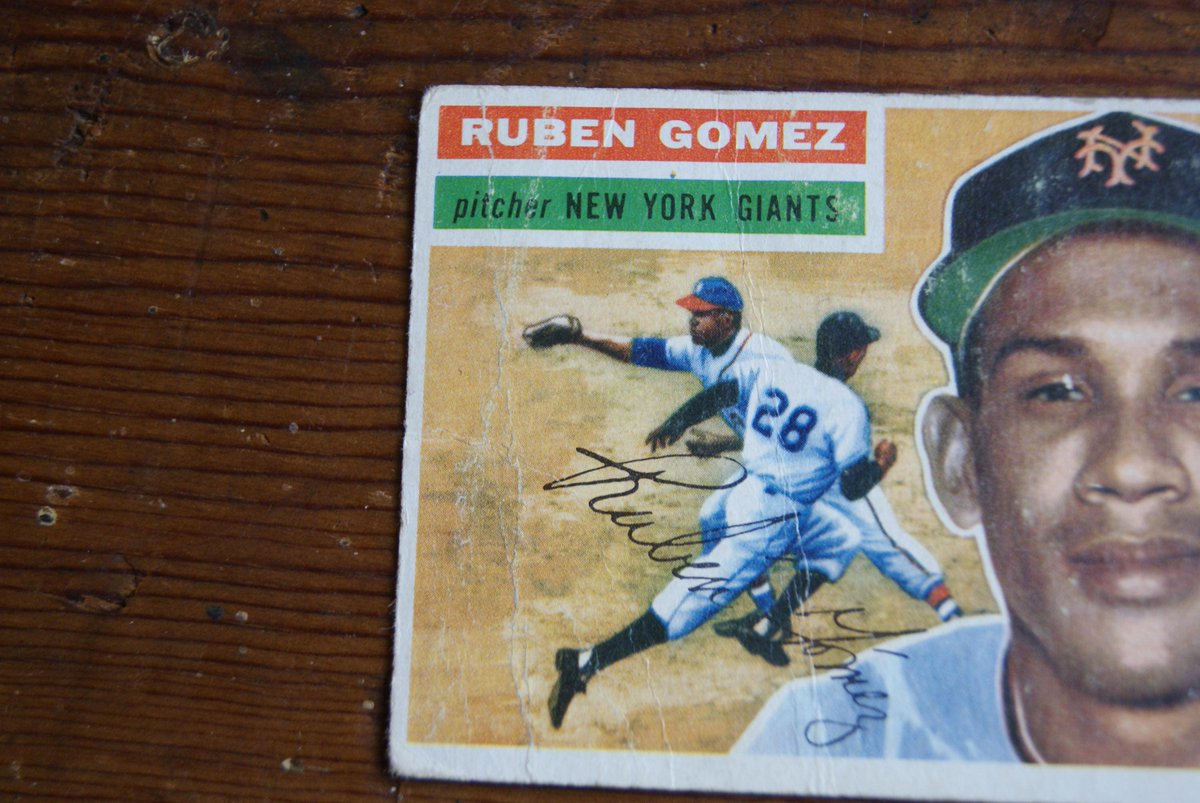 Wisdom_Lane's tweet photo. Vintage 1956 TOPPS Baseball Card Number 9 Ruben Gomez Pitcher New York Giants White Back Variety https://t.co/uTyLWccoal #Etsy #WisdomLane #Vtpassion https://t.co/w4RcAghzrk