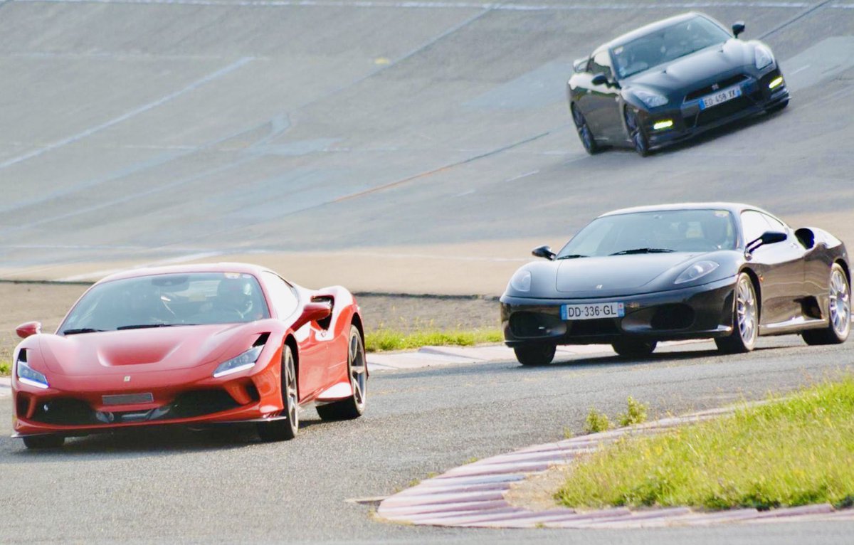 AnthonyMagids's tweet photo. Rendez-vous demain sur l’autodrome de Linas Monthlery pour une journée de roulage ouverte au public pour « United Colors of Autodrome ». Plateau Supercars, Youngtimers, Porsche, etc.
Billetterie visiteurs ici:
https://t.co/te6hm5QQ9E https://t.co/tv0euzA59n