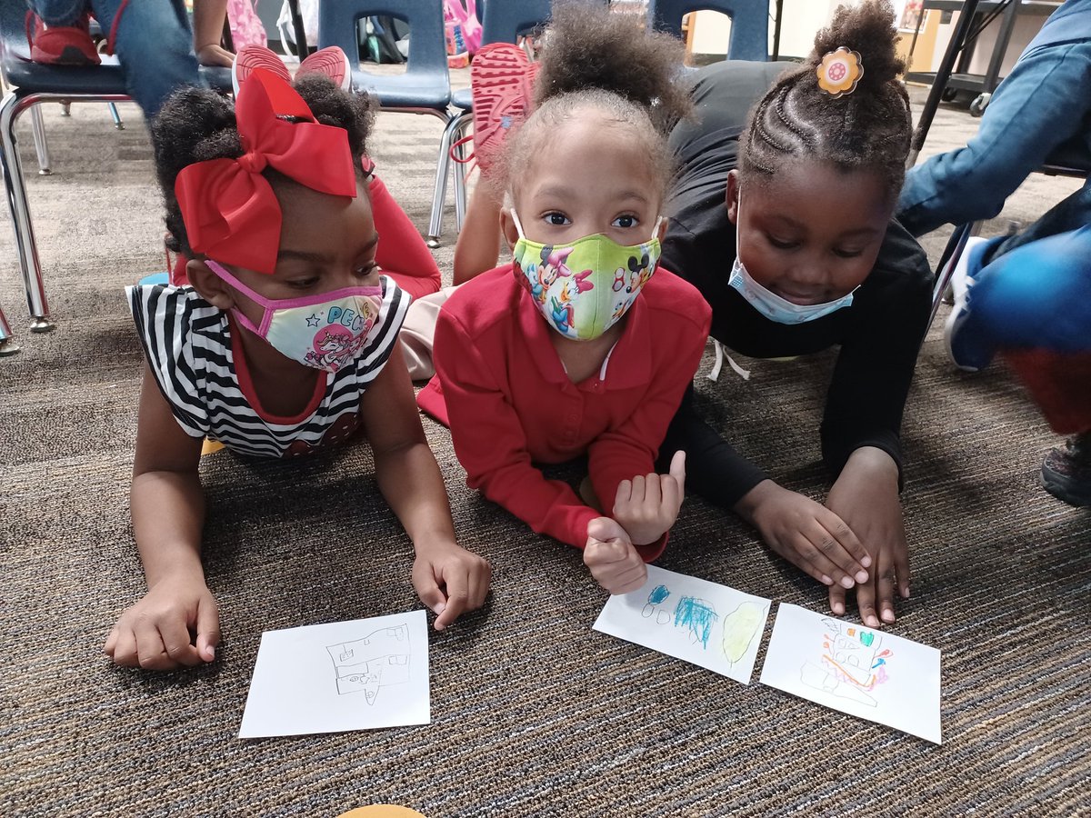 Kinderglott's tweet photo. Dream Home instant challenge #STEMspired @LRELonghorns https://t.co/KROPQcX6S0