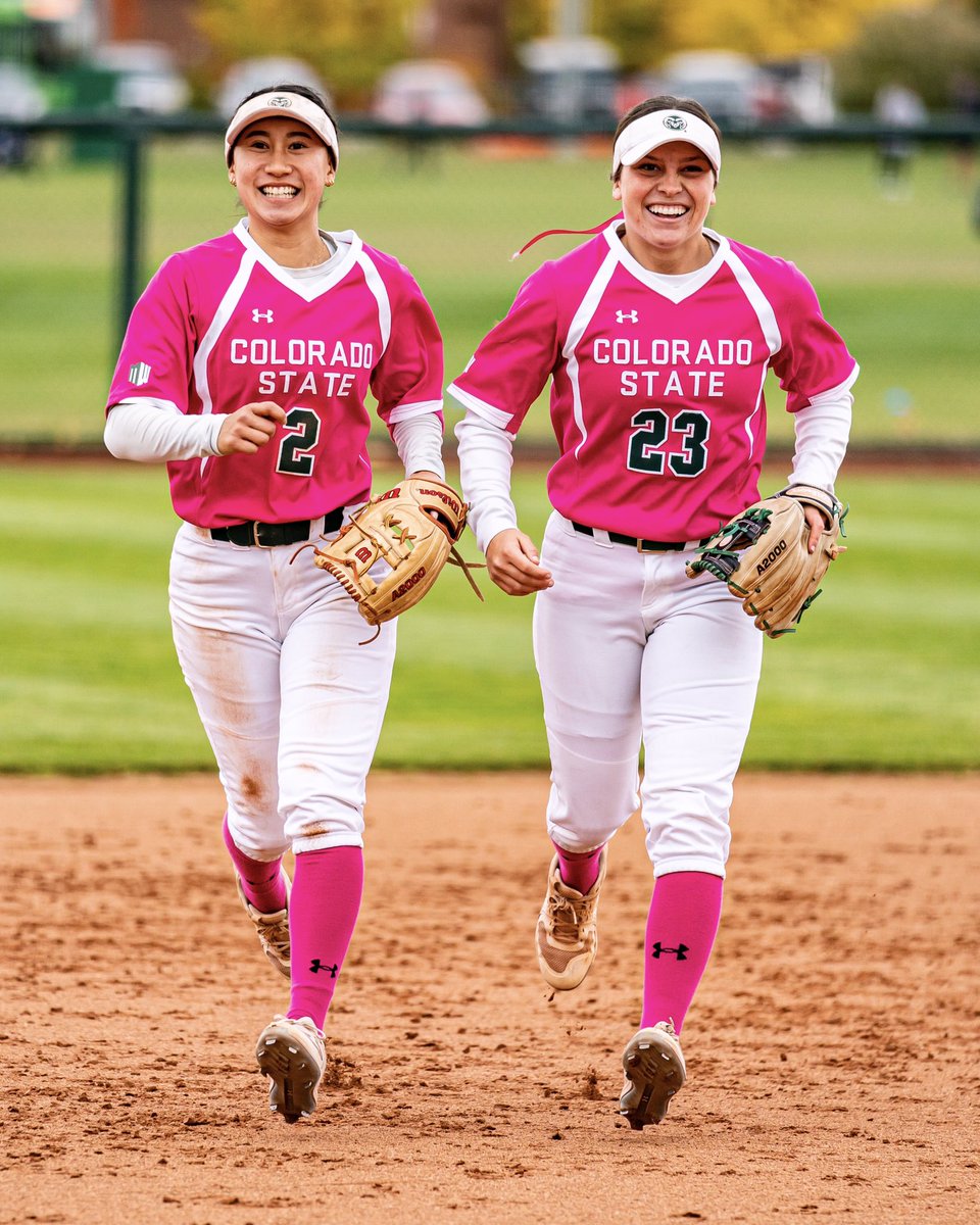 CSUSoftball's tweet image. All 😁 running into the weekend!

#MakingHerMark