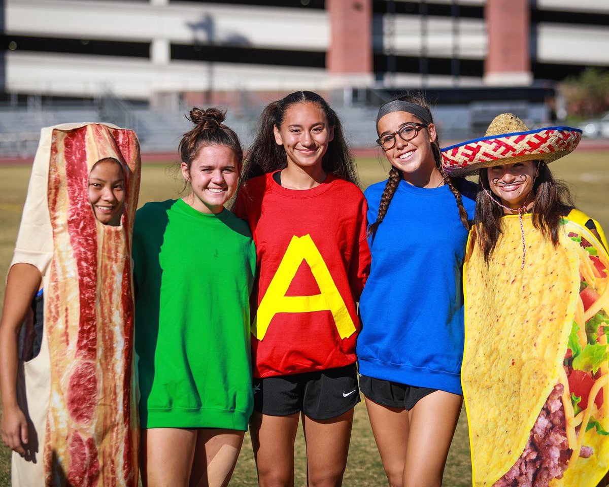 This is Halloween 🎃👻

#NCAASoccer x 📸 <a href="/GCU_WSoccer/">GCU Women's Soccer</a>
