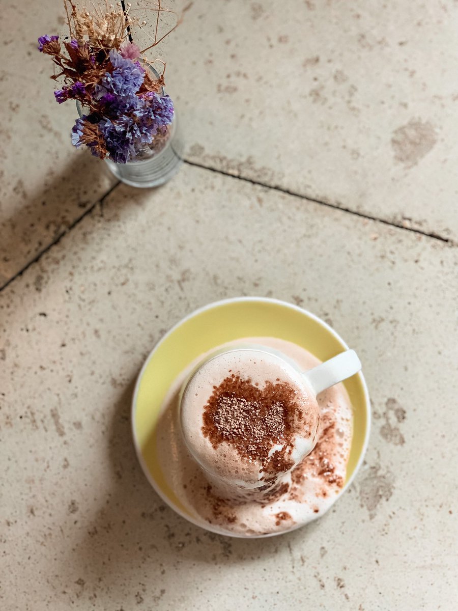 Yo escribo algo acá como una vez al año y la de este es: ¡ya hay Pastorcillo en Cabra Negra! Foto para antojarles.