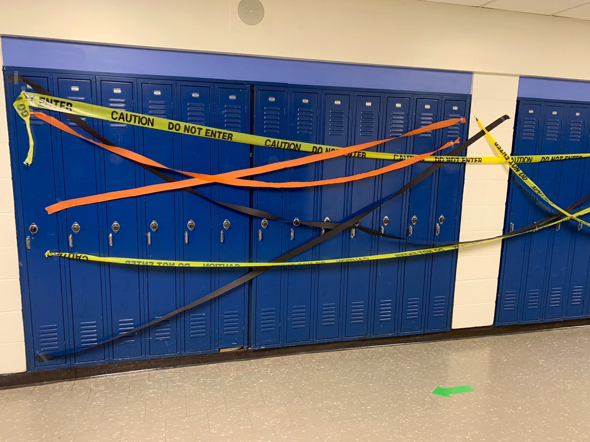 cloonanprincipl's tweet image. Congratulations to Room 666 (307) for their first place Halloween Homeroom Door Decorations. That’s the spirit 👻🎃  #HappyHalloween #spschallenge @spsassistsuper @StamAdvoSchools @SPSSuper  #cmsnews