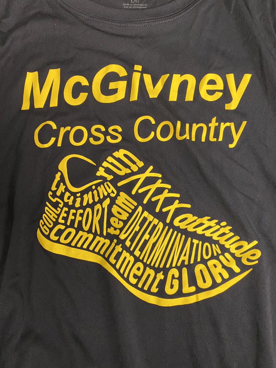 EducatorHoss's tweet photo. One last #FMMXC @FMMtweets post for the season. Thanks to everyone who came out every day to stay active, and thanks to Mr Ambida & @FMMSAC for the prizes for Wednesday. #MagicNation https://t.co/xAARFzkWPd
