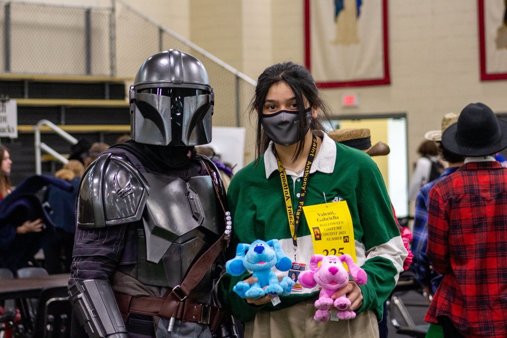 StAnthonysHS's tweet photo. And the results are in! See our winners (and some great costumes overall) from the Halloween Costume Contest during homeroom today!

📷 : Friar Media | Isabelle Fleurisca '24, Colleen Brennan '25, Julia Wadsworth '25, and Mr. Davino

#SAFriarNation #stanthonyshs #Halloween https://t.co/Py8RfcjFhO