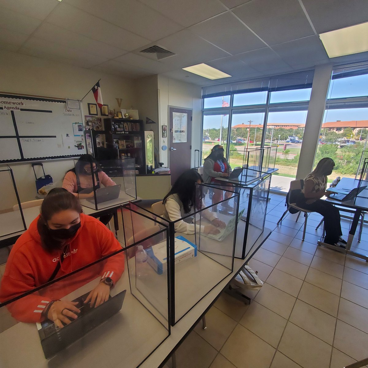 MrsV_Educates's tweet photo. Phoenix Quarterly working on our next issue for @GarciaECHS https://t.co/DHjqtfwl7g