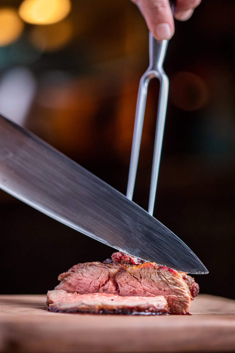 qatarliving's tweet photo. Treat your favorite ones to Fuegoโs slow-cooked roast starting from QAR 280 for two.
Package for two: QAR 280 including two pool passes.
Package for four: QAR 520 including four pool passes.
Saturday | 12.30 pm to 4.00 pm.
#JWDoha #Dining #QatarLiving https://t.co/PdSJUPRgx7