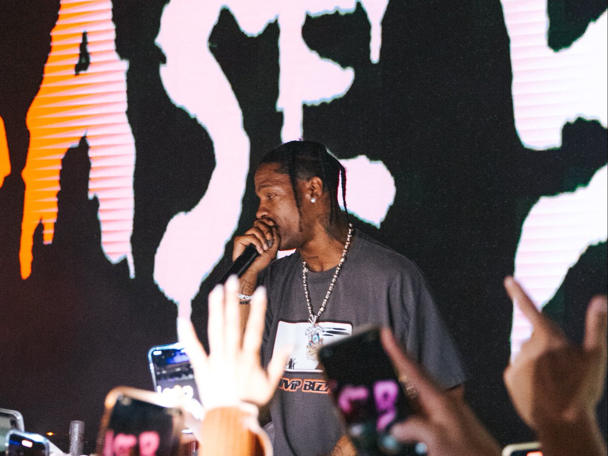 AuthenticBrands's tweet photo. .@SInow the all-new #ClubSI, in partnership with @COTA, and the star-studded Sports Illustrated x @BootsyBellows Circuit Series After-Party, headlined by @trvisXX and @TheChainsmokers. Learn more https://t.co/RRxhNzYrin. 

#AuthenticBrandsGroup #ABGEntertainment https://t.co/D16aZzx4dx