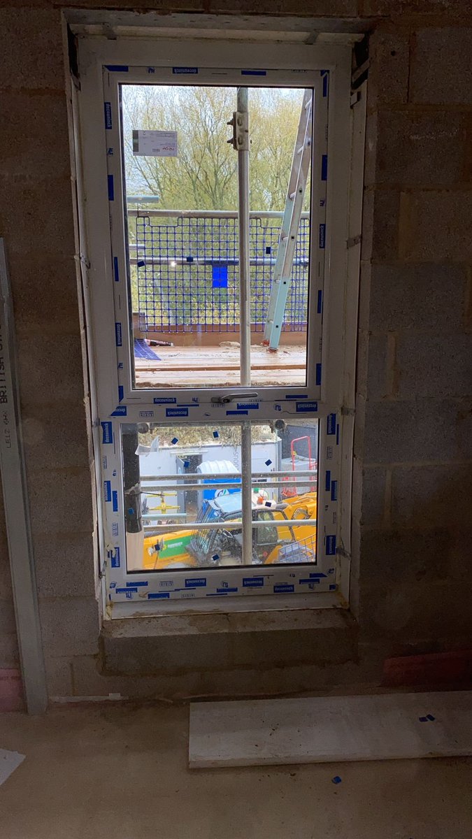 WINDOWFITTER5's tweet photo. DOES ANYONE WANT WORK? If anyone has a CSCS CARD and is looking for work or even a new opportunity within the construction industry, give me DM. Im looking to recruit experienced window fitters, and general labourers for sites mainly in South East, 
Excellent rates. 💷 https://t.co/xIle7bN5a6