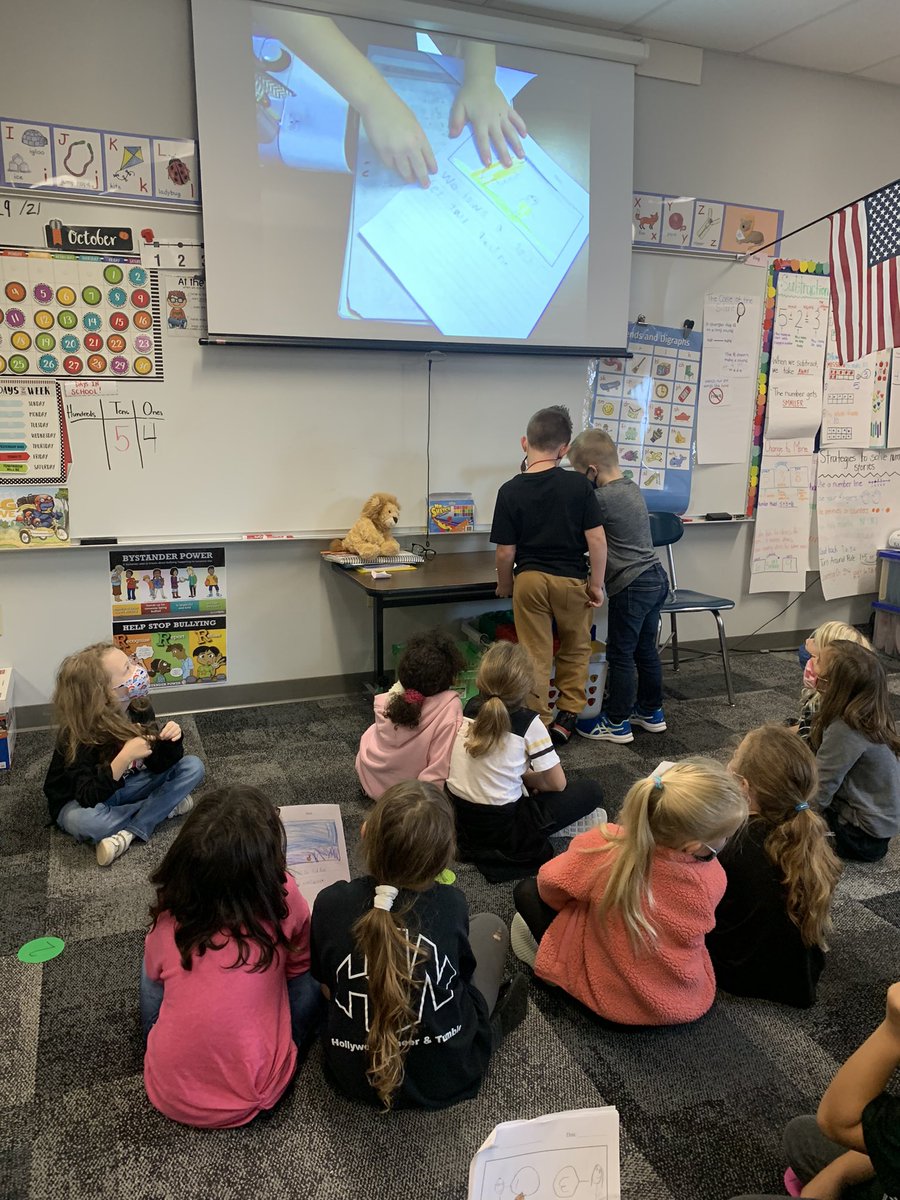 MissHoffmanSC1's tweet photo. Share the Pen Friday! Today writers were challenged to somehow include a pumpkin in their story! There were pumpkin fish, mermaids who found pumpkins at the bottom of the sea, and so much more! #creative #collaborative #SCWriters https://t.co/AE4gkqDN7x