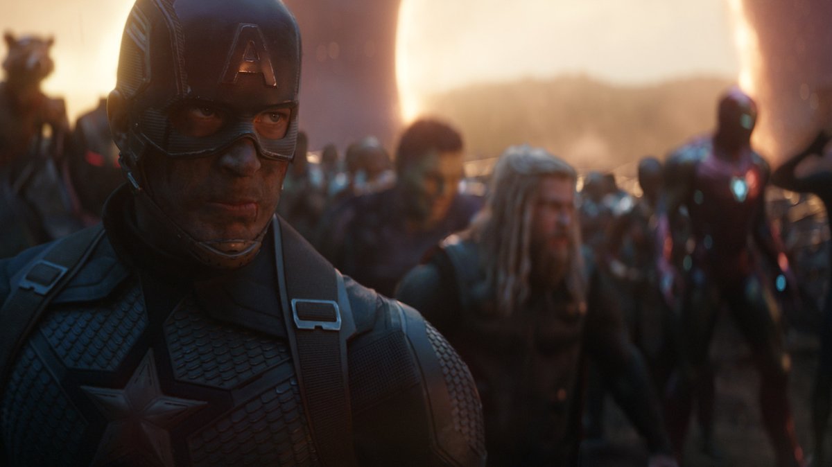 getFANDOM's tweet photo. Kevin Feige's first 'Endgame' pitch would have killed off every original Avenger

'It was 'Toy Story 3' – a 'they're all gonna jump into a furnace together' concept,' reveals director Joe Russo

(via The Story of Marvel Studios) https://t.co/ABYrs4KTVj