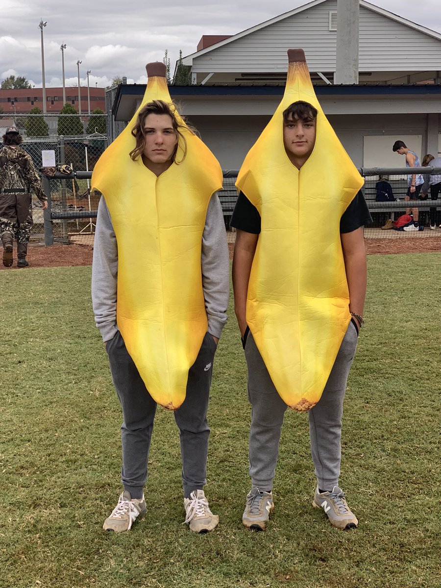 24 hours to vote for the best tandem at the 2021 Halloween Game!
