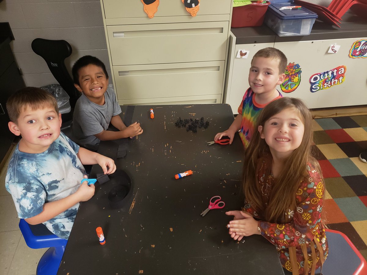 Teaching these Groovy Firsties early how to work together to build a homecoming float!! Class of 2033 will be ready to roll balls for their first homecoming float in 2029!!
<a href="/DCcougarnation/">Dickson County High School</a>