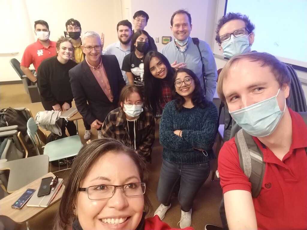 YousufZuha's tweet photo. Had a great time chatting with @KipLudwig about his experiences translating bioelectronic medicine into clinical practice, and potential career pathways post-PhD. Thank you @RomeroLabUH for hosting, and to you Dr. Ludwig, for that amazing talk! https://t.co/3RDMwyGTLP
