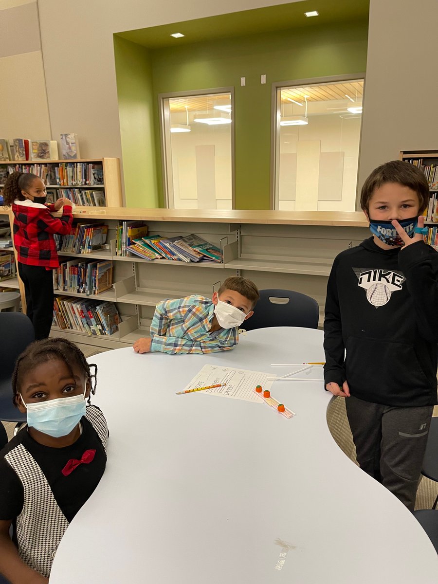 mrs_donohoe's tweet photo. We are back in action with our Buddy Class @mrskullas ! We always love getting together, but today’s read aloud &amp; STEM activity was the best! Students worked together to make some Room on the Broom using imagination, straws, tape &amp; of course- candy!  🧙‍♀️🎃 @MulcaheySchool https://t.co/Lb74jnSnW0