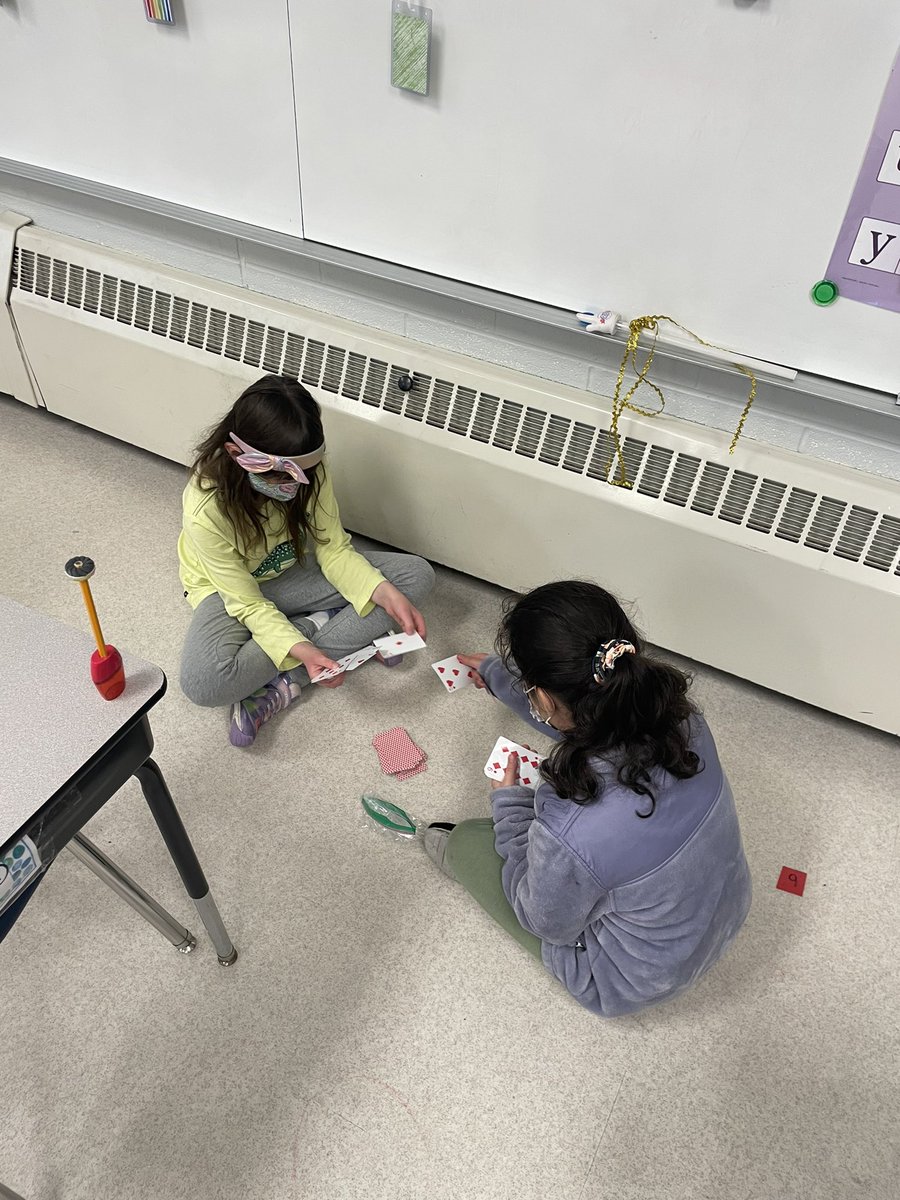 3rd_Schwick's tweet photo. This week we’ve been practicing good sportsmanship. The kids are working hard to be kind, not give up, and be encouraging rather than tear others down! #TeamSchwick https://t.co/HF3q5qbQ7y