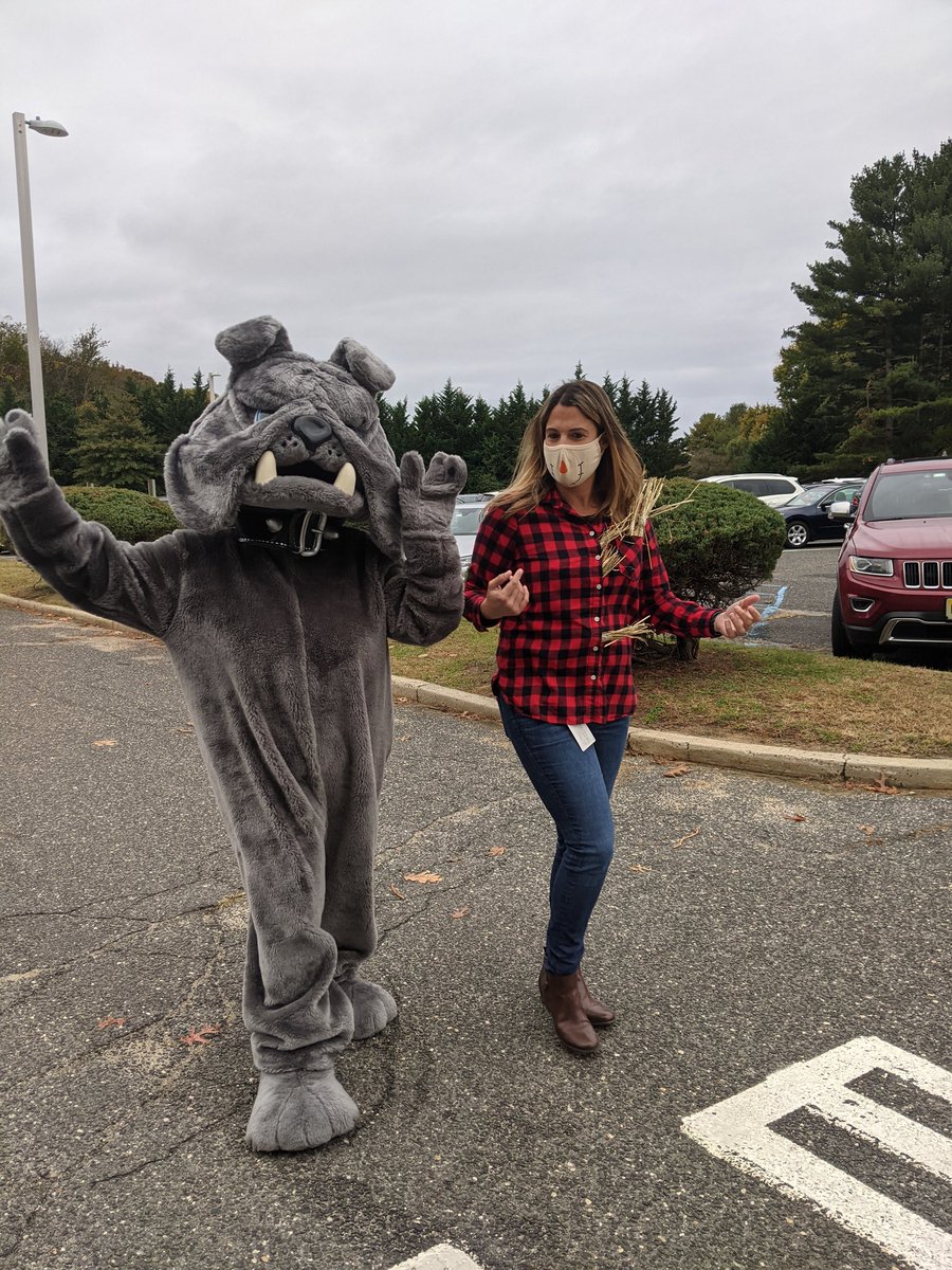 Deborah Wilson (@cradwilson) on Twitter photo Monster mashing our way into Halloween weekend! Happy Halloween bulldogs! <a href="/CRA_Bulldogs/">Applegate School</a> @CRA_APThimons Monster mashing our way into Halloween weekend! Happy Halloween bulldogs! <a href="/CRA_Bulldogs/">Applegate School</a> @CRA_APThimons
