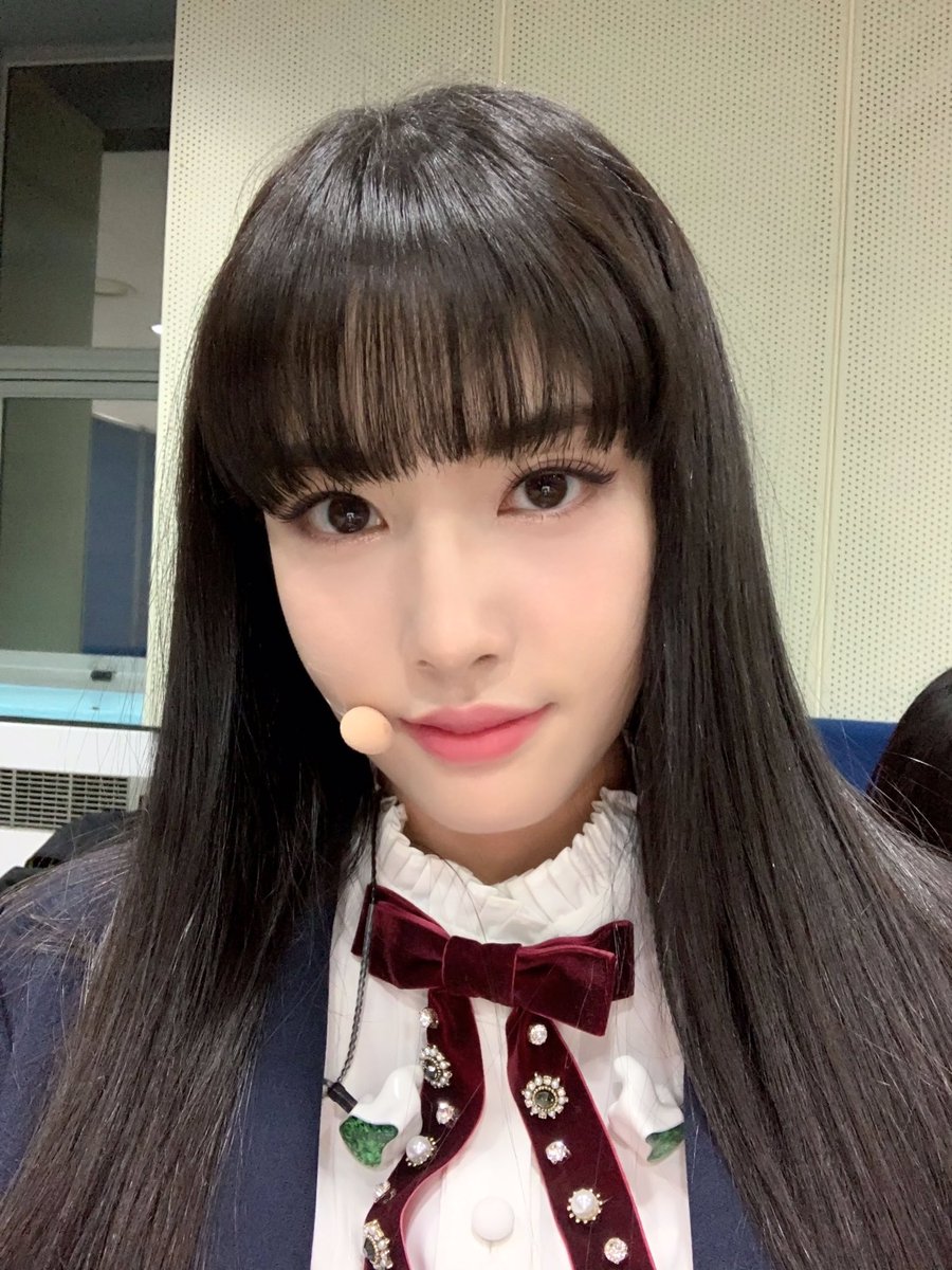 WESTAYCIX's tweet photo. #空KIRA : Me avisan por interno que #𝐓he𝓥ampiresℍ𝕒𝕧𝕖𝗔𝗿𝗿𝗶𝘃𝗲𝗱 y como no hay persona más emocionada que yo, watch me arriving to #𝐓he𝓑loodℙarty as the Bella-ification de esta cyber-girl. Les deseo lo mejor, reyes vampíricos, go conquer those hearts (and necks!!). https://t.co/dPKmmmT4w6