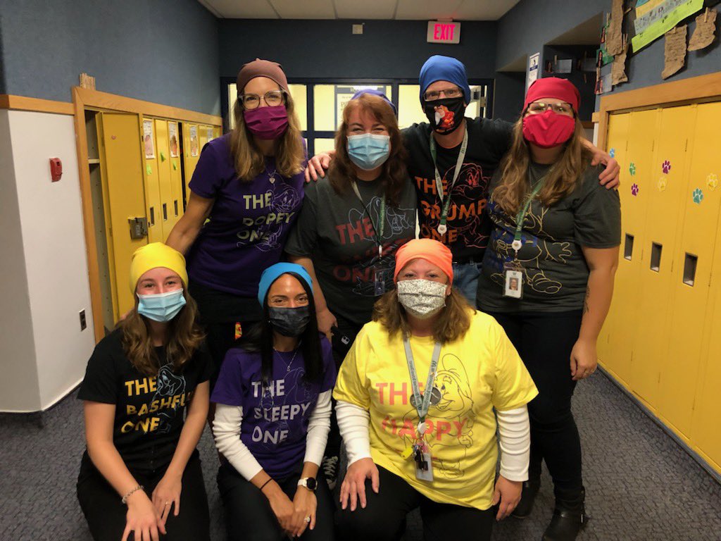 Seven Dwarfs for Halloween! <a href="/WBSDHuskies/">Roosevelt</a> <a href="/EduSipila/">Christina Sipila</a> <a href="/MrsArnoldiWB/">Elise Arnoldi</a> <a href="/EricMalisow/">eric malisow</a> <a href="/KatlynLeMere/">Katlyn LeMere</a> #onlywb