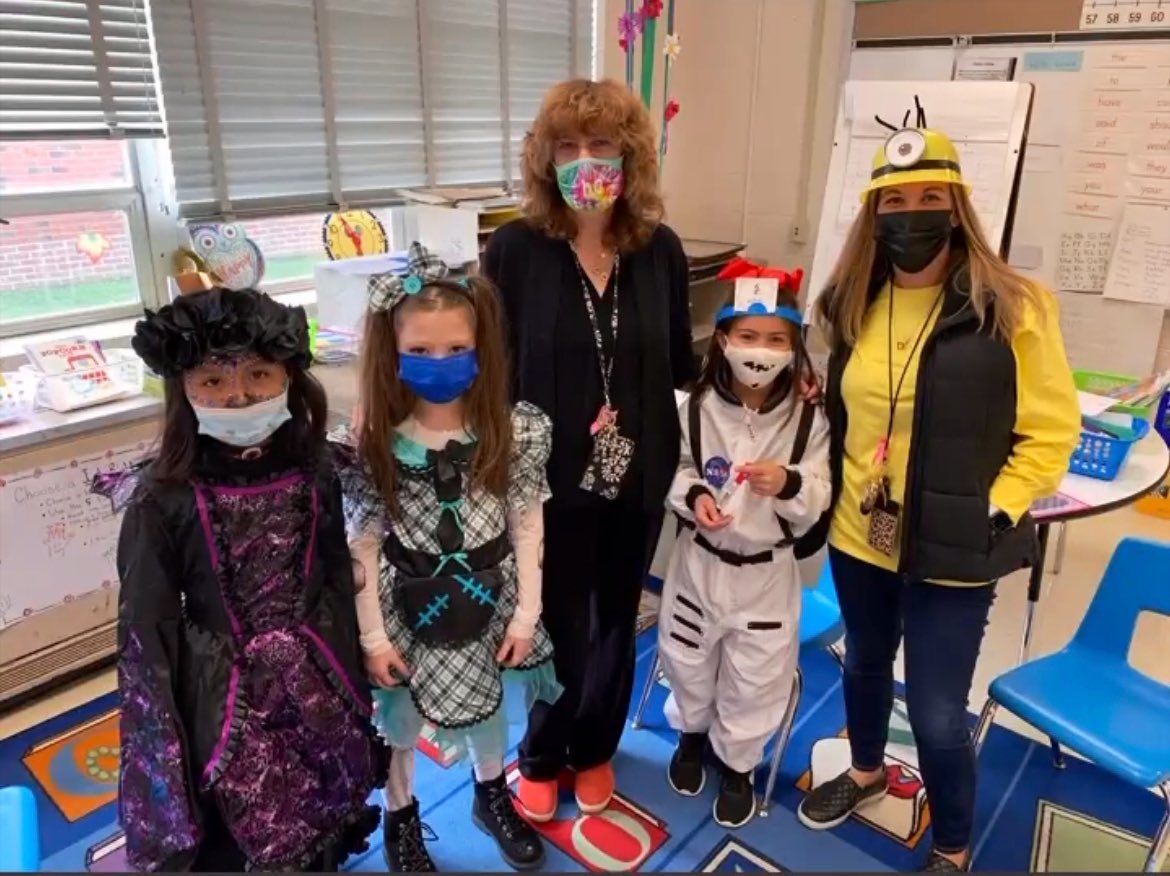 Mrs. Hegel tweet media