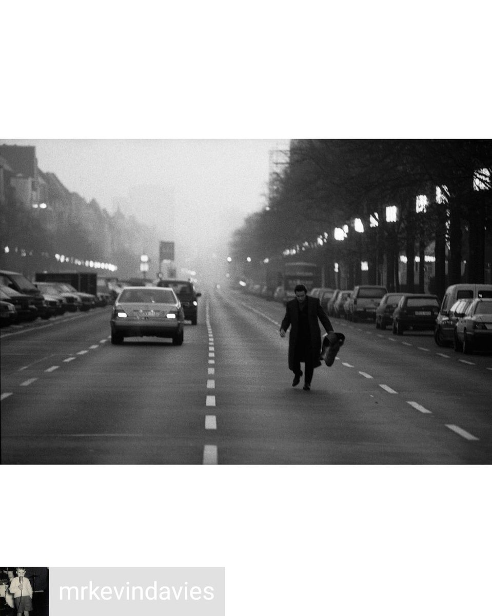 daniDpVox's tweet photo. #OnThisDay October 29,1993 in #Berlin
Reposted from #KevinDavies @mrkevindavies This is Berlin at 5 in the morning
filming ‘Stay’ video
29.10.93
#wimwenders
#U2
#Bono
https://t.co/382METqZ9Y
#U2NewsIT #U2History #U2Stay #Stay #StayFarawaySoClose #Zooropa https://t.co/wSHdBv67n1