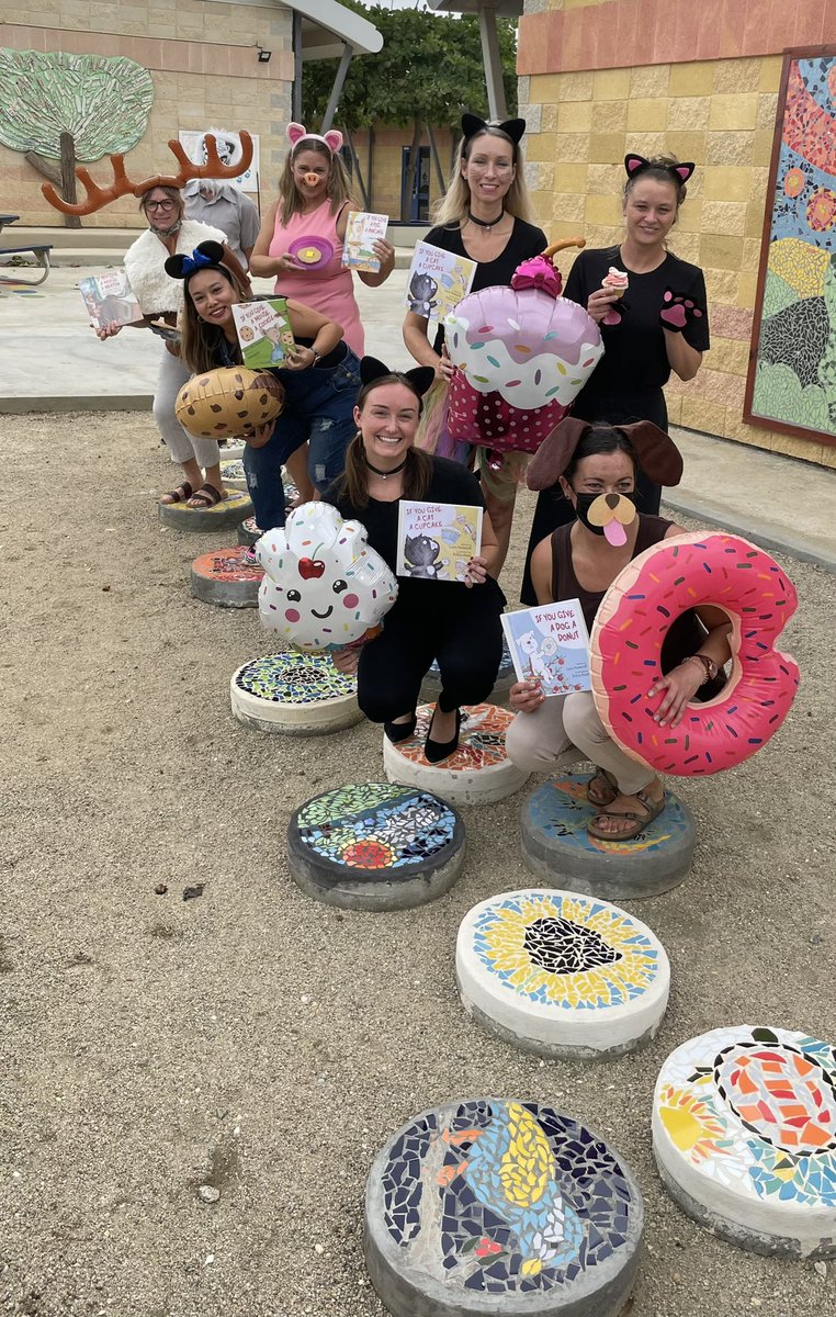 Crisaua's tweet photo. I work with a great team of loving, supportive, and fun individuals! Here is our Elementary team from @ISAruba  wearing our If you give a mouse…a pig…a mouse etc. in celebration of our literacy week! So blessed to be working with Cool people! @ISSCommunity @LauraNumeroff https://t.co/E1sm7Ulnrc