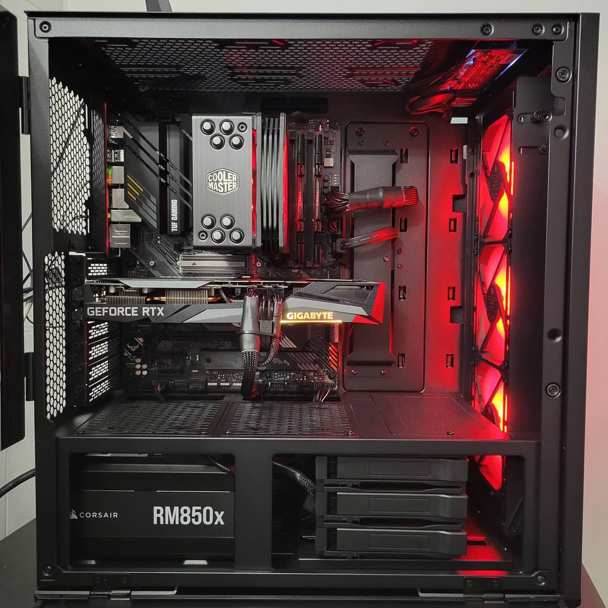 princess.bee tweet media