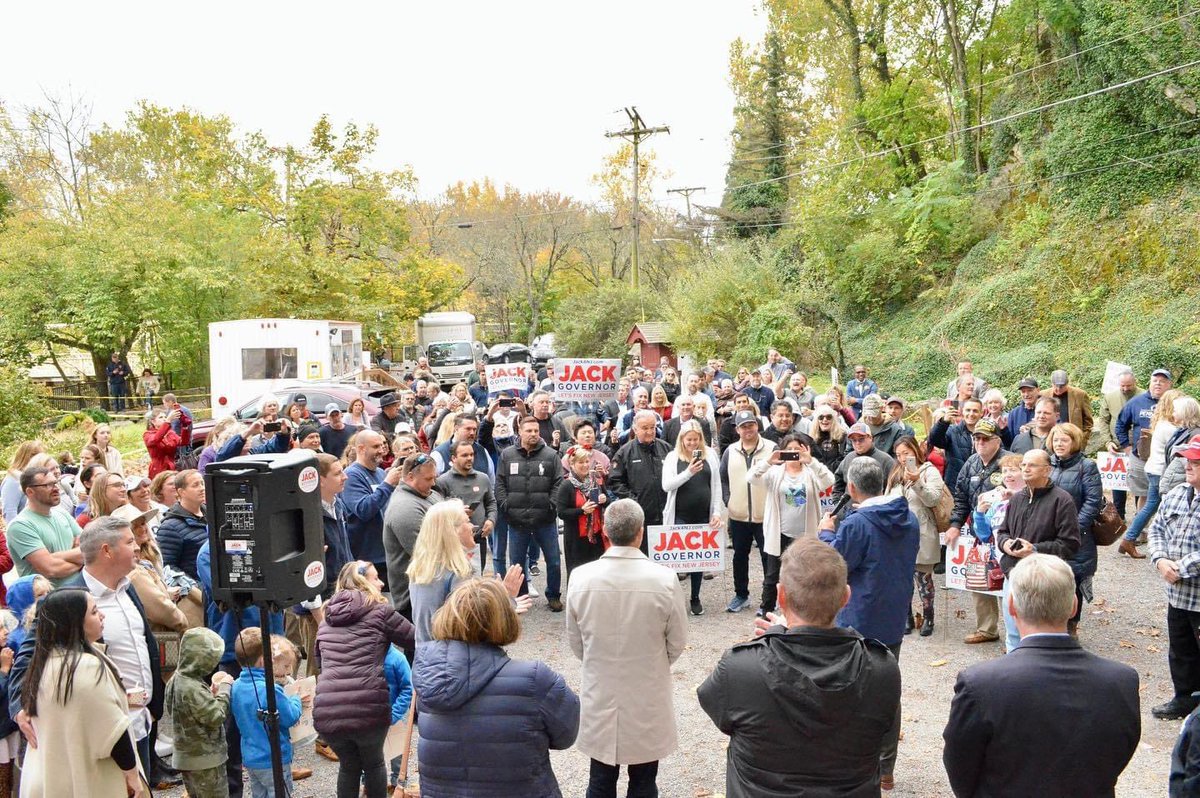 Jack4NJ's tweet photo. If one thing is clear after today’s Early Voting Party in Clinton, it’s that Hunterdon County is ready to deliver. Let’s win! https://t.co/Yo2jWvTPSv