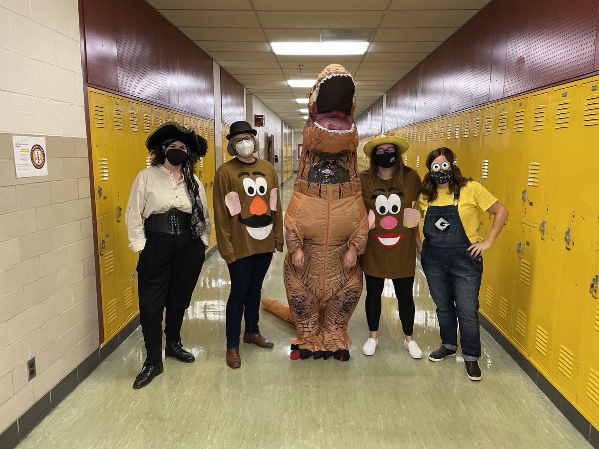 NHS_Brunswick's tweet photo. BHS English Department getting in on some Halloween fun! https://t.co/o2hB6Kak3T