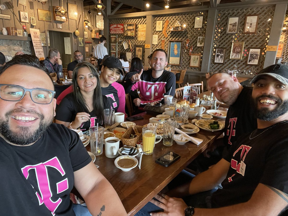 Q2 Winner Circle breakfast with the Team <a href="/Landohundo/">Ramon Morales</a> <a href="/kellysrivas/">Kellys'Subervi</a>  Martha Perez. Thanks to T-mobile and <a href="/EddiePryor7/">Eddie Pryor</a> <a href="/davynavy9195/">David Mlinarich</a>