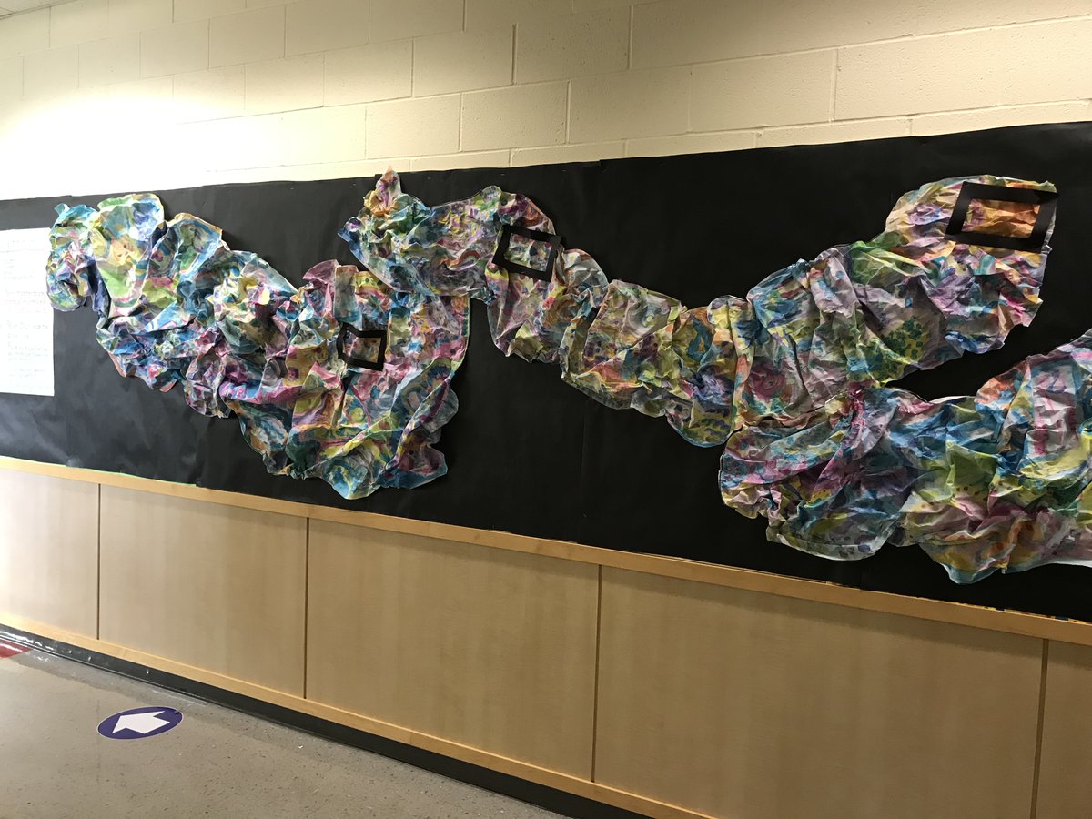 Ms. Biddington's "starving artists"-each with only 3 colors of dried-up paint,1 brush and a little water.  Together they worked to create one beautiful masterpiece full of color, pattern, texture and line.  What a team of artists!