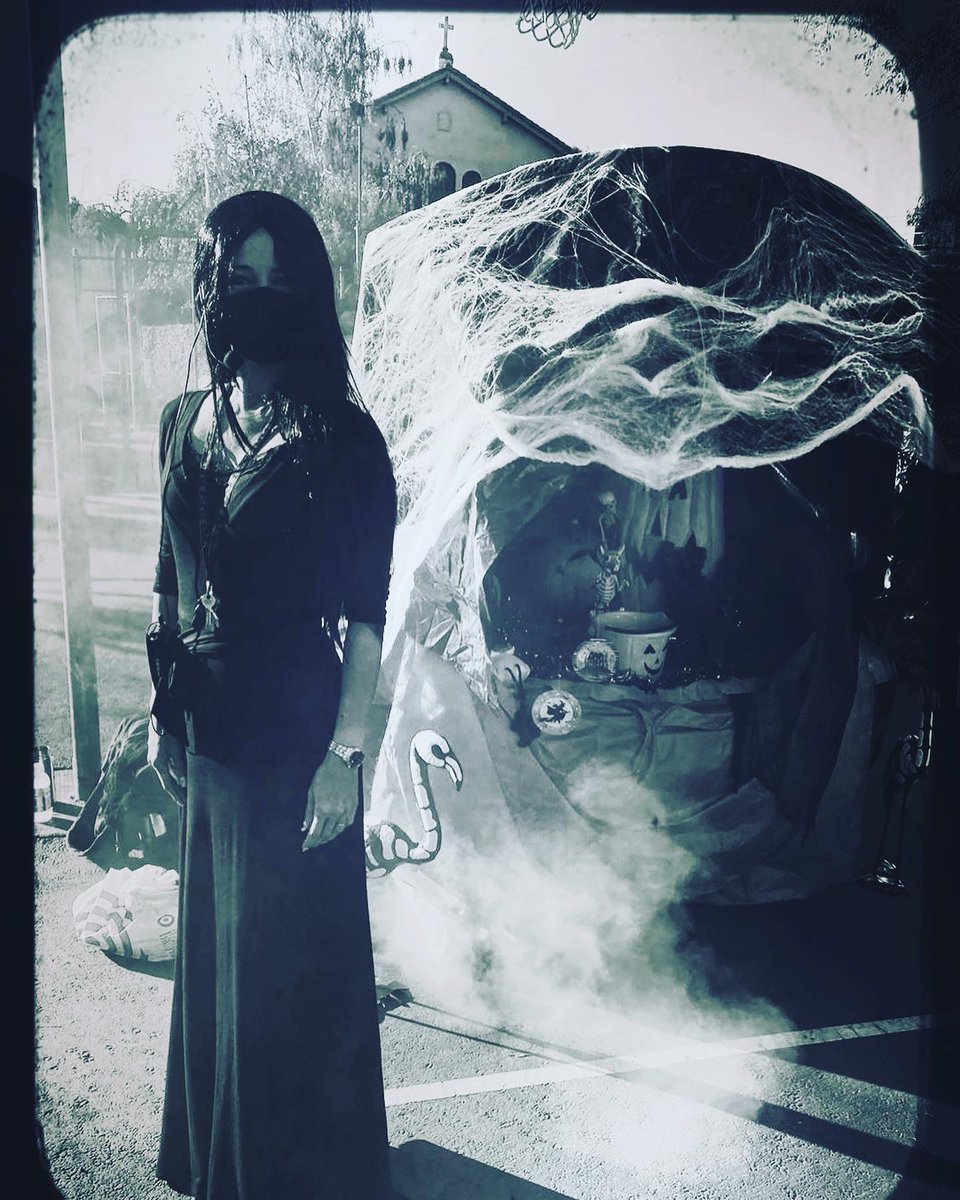 I was Morticia. He was Thursday ❤️.
<a href="/the_Madeleine/">the Madeleine</a> #halloween2021