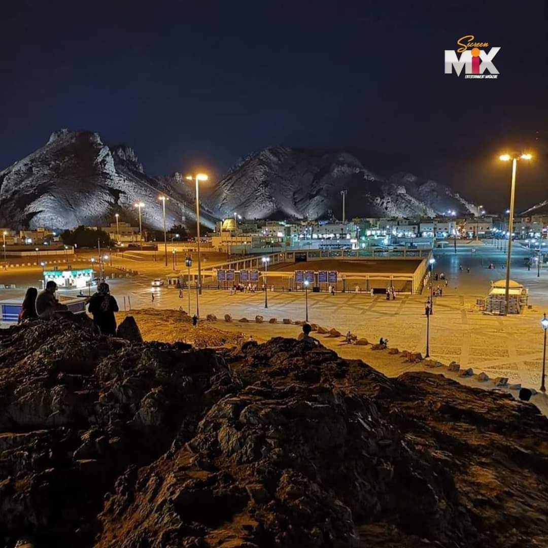 ScreenMix's tweet photo. ��بل أحد ليلاً ❤️ https://t.co/YjVMHLnvNY