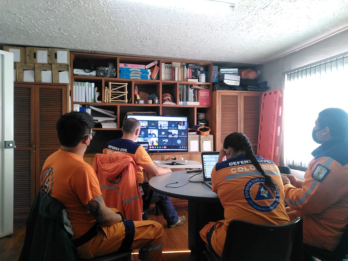UNGRD's tweet photo. #SIMEXVirtualColombia| Este ejercicio es posible gracias al trabajo liderado por el equipo técnico de @UNGRD, que a través del Programa Nal. de Búsqueda y Rescate #USAR, canalizan esfuerzos que buscan el fortalecimiento y acreditación de los equipos bajo la metodología #INSARAG. https://t.co/oM8SYJgx9i
