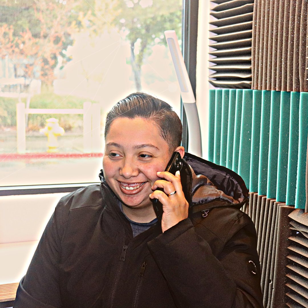dotsspace's tweet photo. "Connect the dots"

Meet Christy 📱 

Christy loves the option of taking calls in our private phone room.

Find out more dots ✨perks✨ by visiting us online. 

#connectthedots #wearedots https://t.co/aoFt1ZBp2T