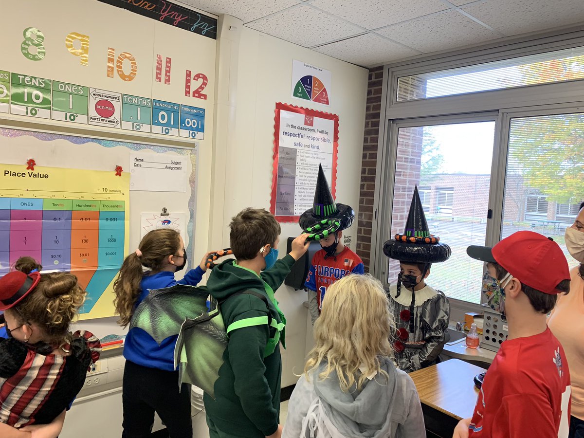 misszumbo's tweet photo. Witch’s hat ring toss! #halloween 👻🎃 @NSFairport https://t.co/mEycu9NCta