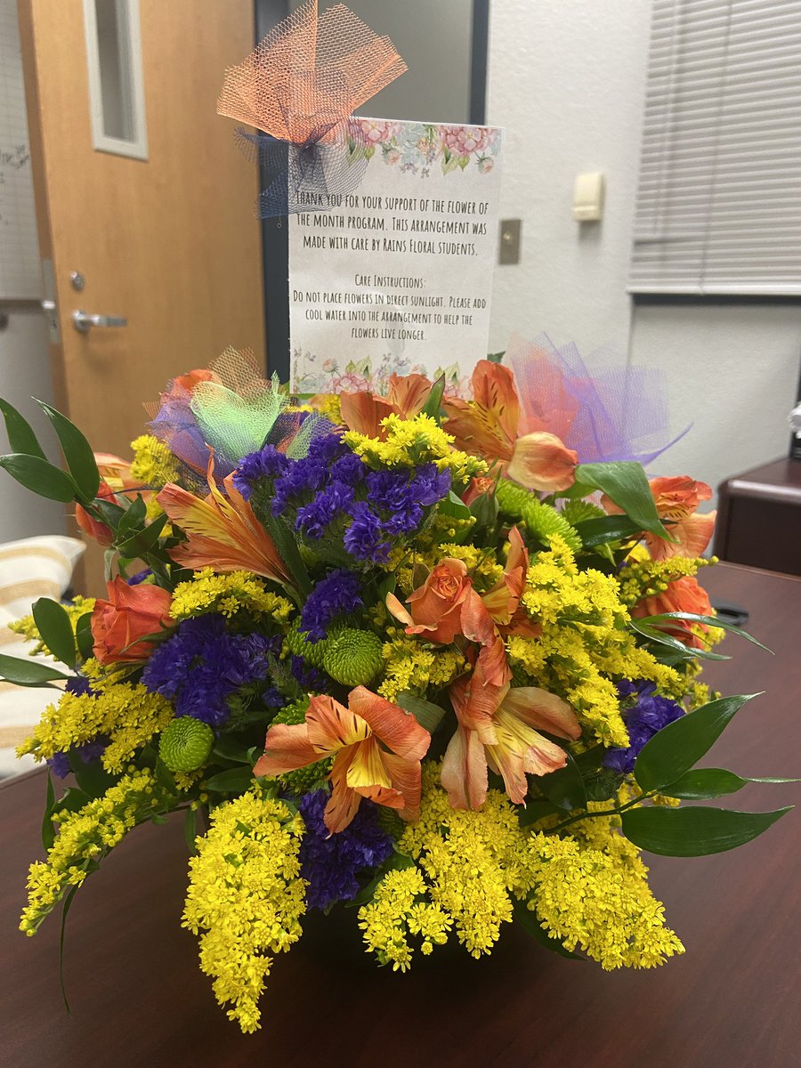 HS Floral Design did an amazing job on their flower arrangements today! Mrs. Bisballe and our kids rock! <a href="/rains_isd/">Rains ISD</a> @LleeMorgan03 <a href="/JackieRussellj/">Jackie Russell</a> <a href="/RHSCounseling2/">Rains HS Counseling</a>
