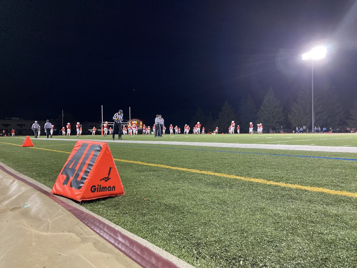 FrankDeLucaTV's tweet photo. It’s the final #HighSchoolHuddle of the season!
The #vtfootball playoffs begin tonight, and unbeaten #1 @RutlandHighFB is hosting #8 @BSDVTAthletics/@SBWolfPack SeaWolves!
This and much more tonight on @WVNYWFFF https://t.co/wRyPZMwfU1