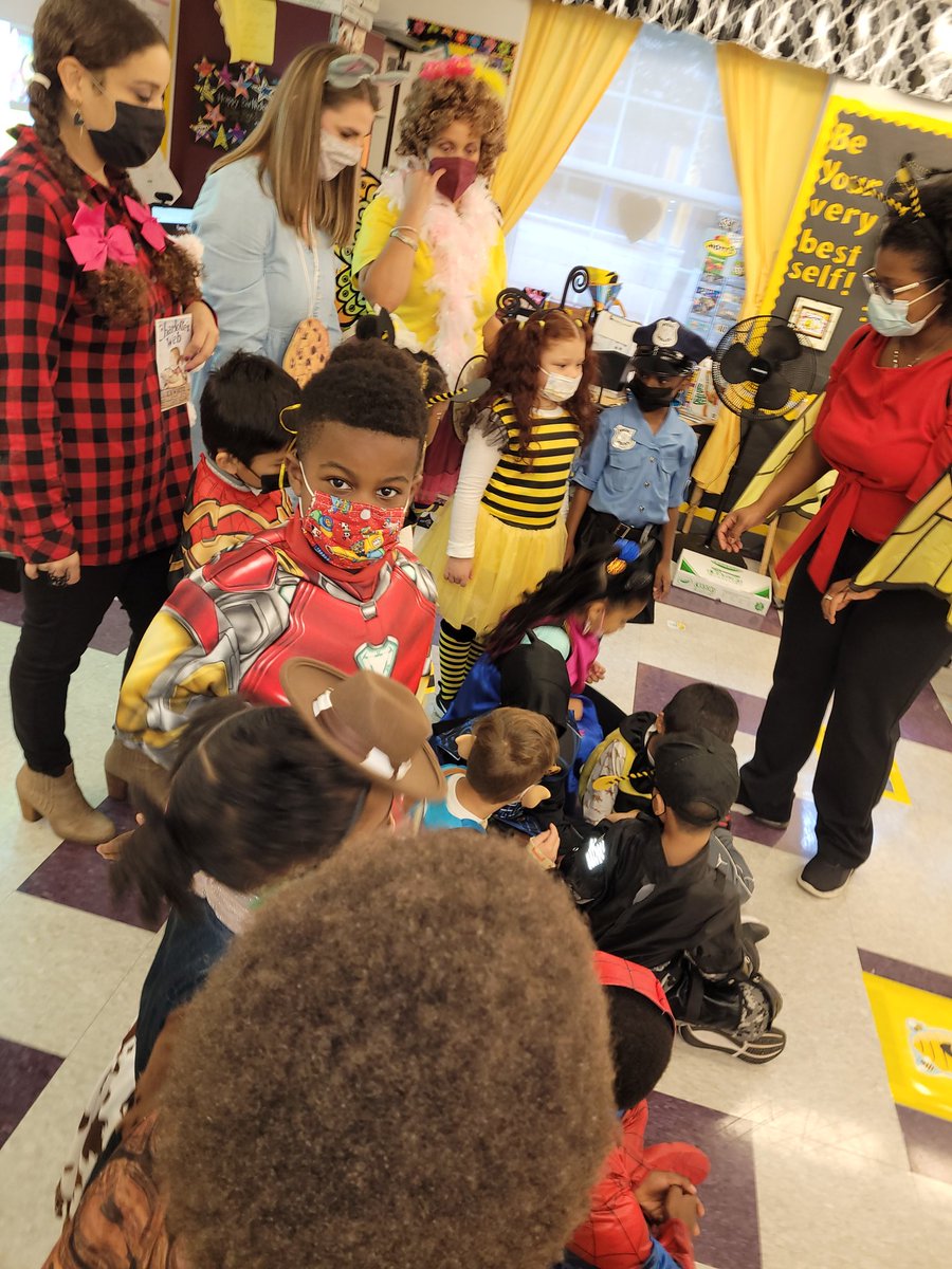 The ELA visited the hive on this spooktaculous day! Fun! Fun! Fun!🐝🐝🐝🎃
<a href="/ops_district/">Orange Public Schools</a> @ela_orange <a href="/Gerald_Fitzhugh/">Gerald Fitzhugh II, Ed.D. 👌🏾♦️👌🏾♦️KAY</a> <a href="/library_avenue/">Lincoln Avenue Library</a> 
<a href="/LincolnAve216/">Lincoln Ave Panthers</a> <a href="/Principal_JB1/">Jacquelyn Blanton</a> #busybee102 #goodtogreat #laspantherpride #frorange #orangestrong