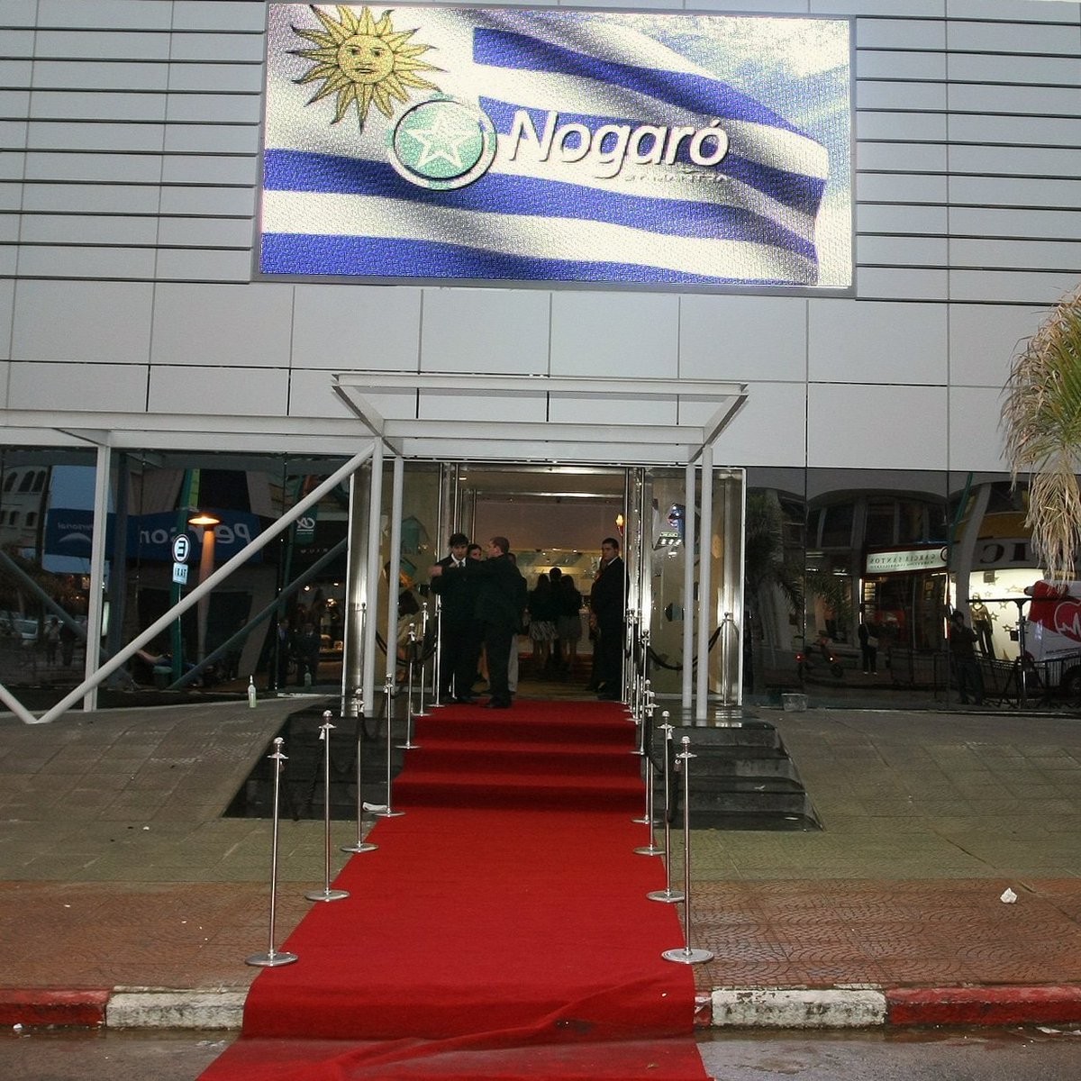 Próximamente reabre el Casino Nogaró en la tradicional esquina de Gorlero y calle 31. Ampliaremos la información.