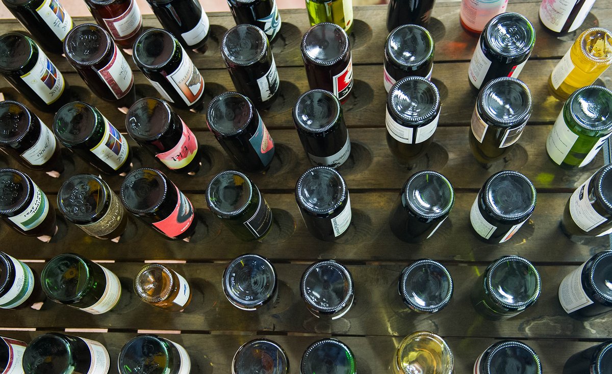 InnovationNAV's tweet photo. #LaboVendredi

@CCOVIBrockU contient un laboratoire de #biotechnologie ultramoderne, des installations d’évaluation sensorielle, des laboratoires d’œnologie et de viticulture, un centre de recherche sur les préférences des consommateurs et plus encore🍷🍇 https://t.co/IN3ULfraRA https://t.co/Nz1UGVqxaH