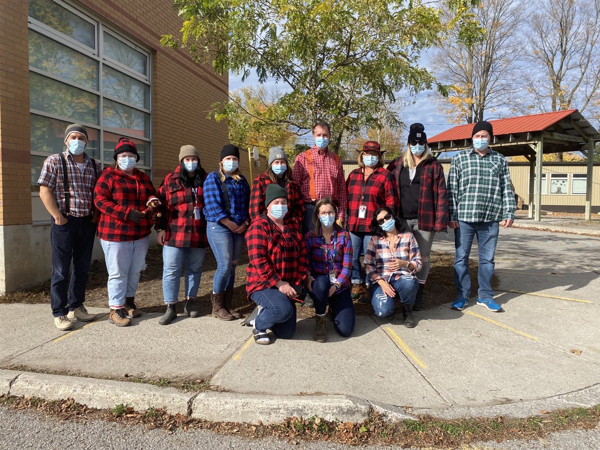 GemmitiFolz's tweet photo. We are looking for a wabbit ⁦@StPaul_LKFD⁩! Great fun had by all today. #pvncfun #stpaullkfd https://t.co/9jfJxTGgaO