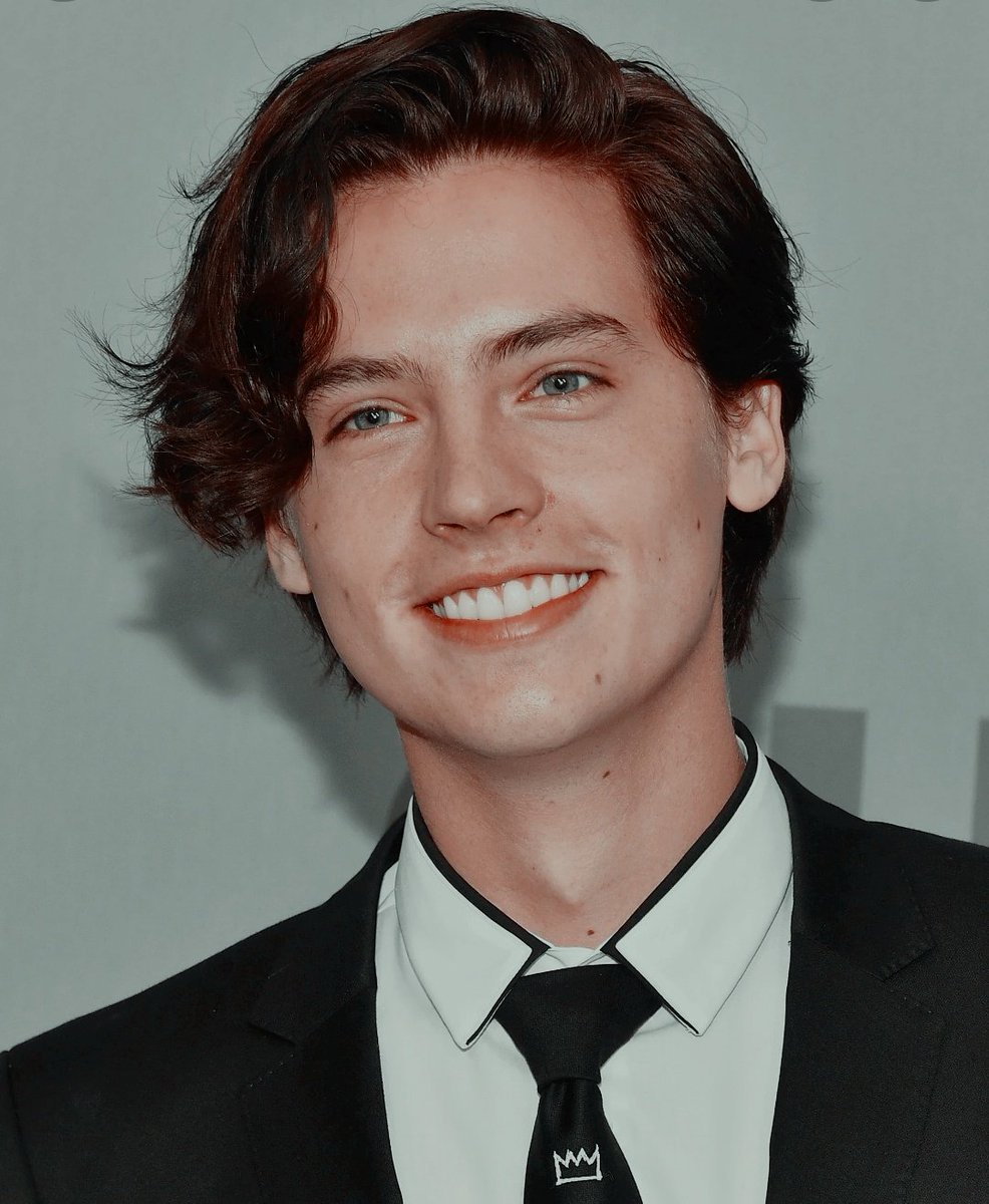 ㅤ
               ❝    𝑺𝐄 𝑩𝐔𝐒𝐂𝐀

          ░┆Príncipe Eric.
          ░┆Trama Modern Au.
          ░┆Otp con Ariel.
          ░┆Fcs sugeridos:
         Logan Lerman, Harry Styles,
         Cole Sprouse, Dylan O brien.ㅤ
ㅤ