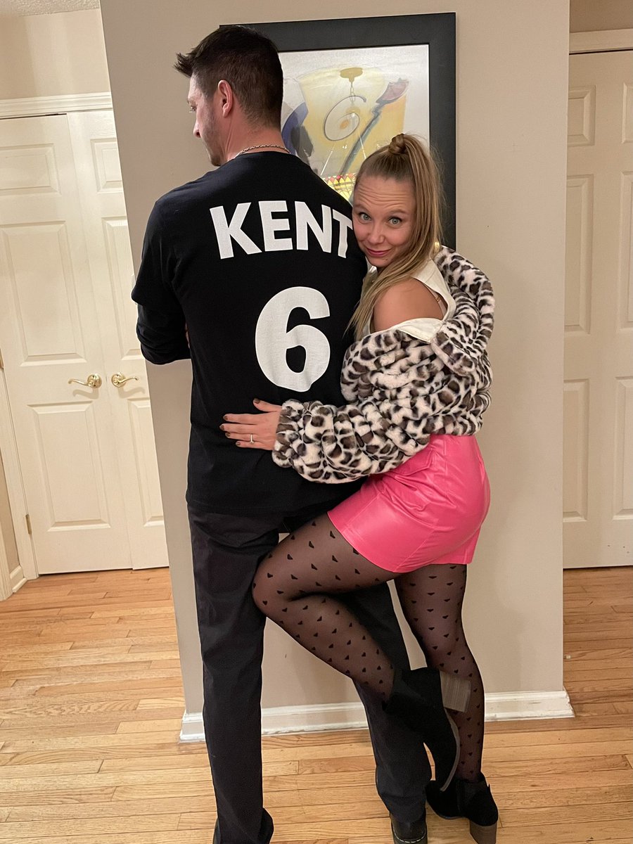 Happy Halloweekend <a href="/AFCRichmond/">AFC Richmond</a> !! ⚽️👻🎃🥰 <a href="/TedLasso/">Ted Lasso</a> <a href="/TheKeeleyJones/">Keeley Jones</a> @TheRealRoyKent #tedlasso