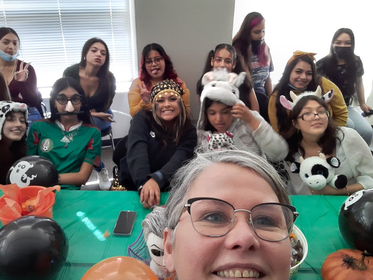 Having fun <a href="/ConroeHSCISD/">Conroe High School, Conroe ISD</a> 
#trunkortreat
