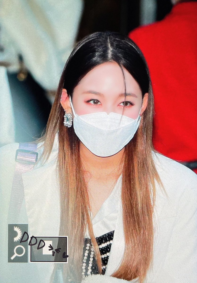 ditapic's tweet photo. gorgeous eyes

cr : ddd_dita_
#Fire_Saturday #SECRET_NUMBER #시크릿넘버 #디타 #시크릿넘버 #DITA #디타 #シークレットナンバ https://t.co/FMt6nGWh1O