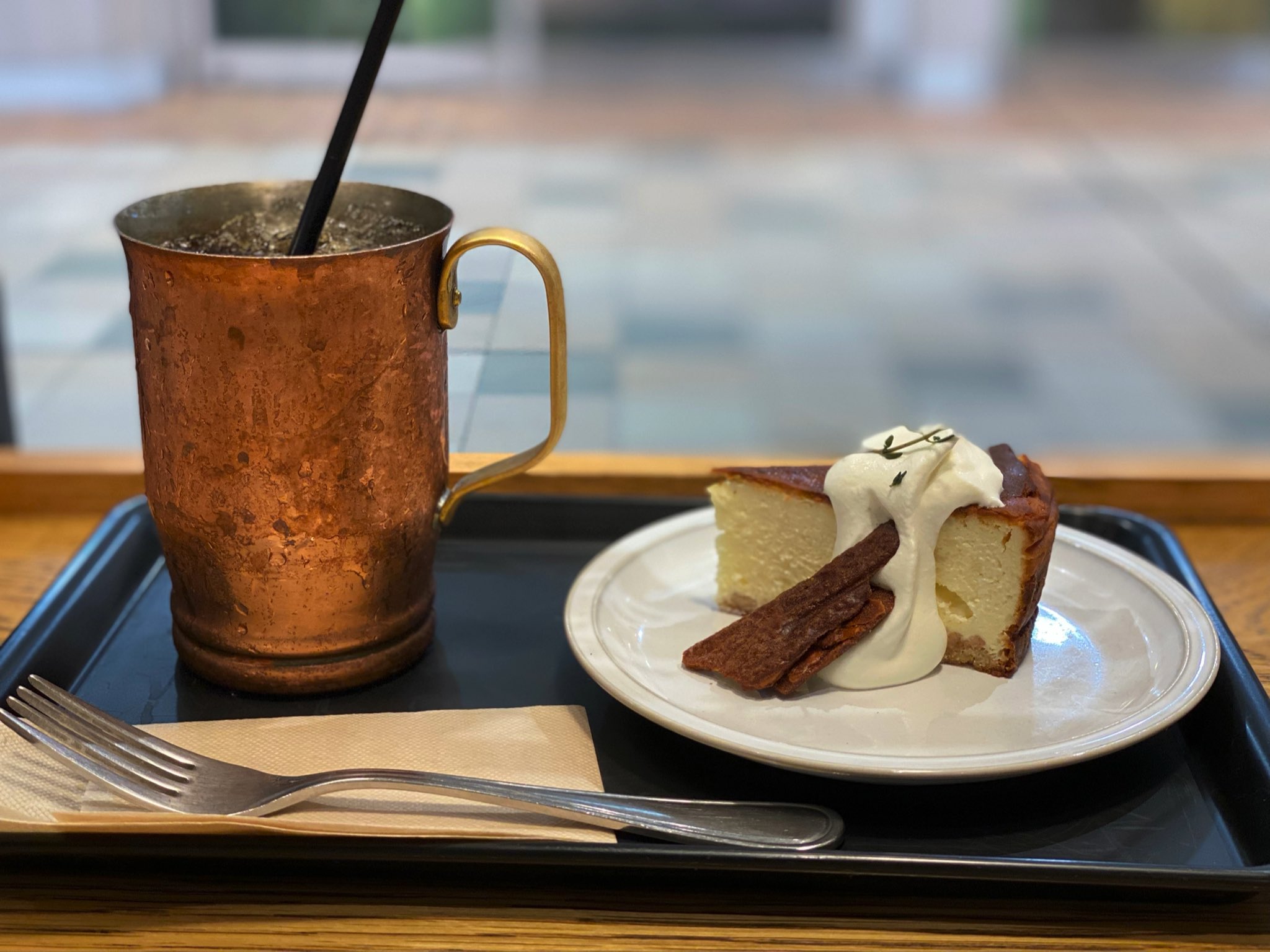 Takeshi Morikawa カフェ巡り Tameals 品川店 アイスコーヒーとベイクドチーズケーキの組み合わせ 生クリームがまた合う カフェ巡り カフェ活 カフェ巡り好きな人と繋がりたい T Co 5i5pocifhj Twitter