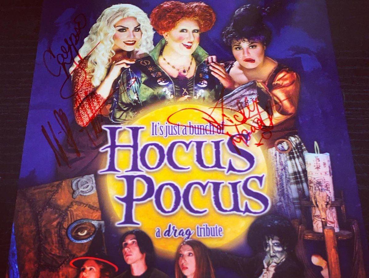 pjsvids's tweet photo. Such an incredible tradition! #HocusPocusLive @KelseyTheater !!! Thanks for the great night π https://t.co/BFEkhclEQA