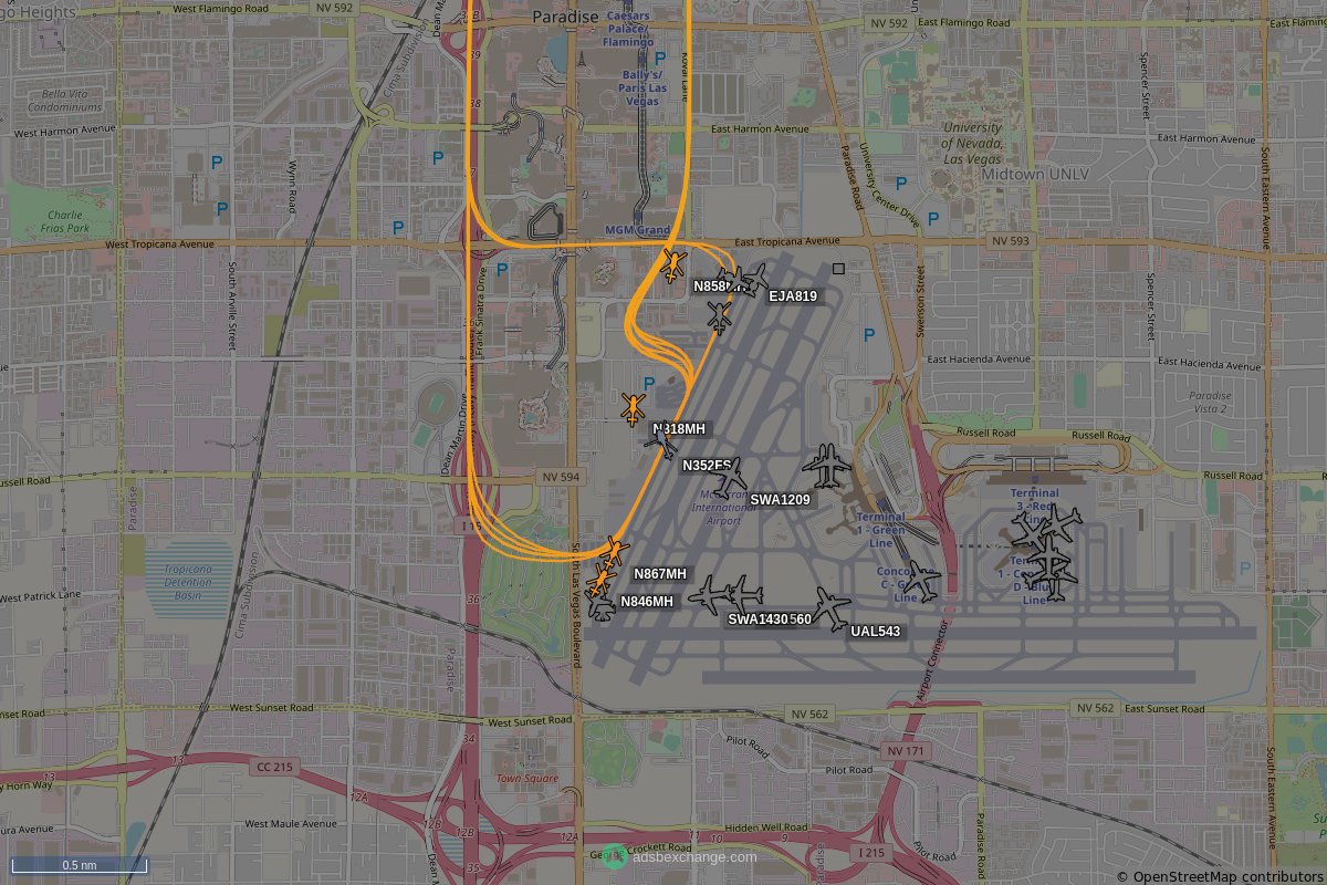 N352FS, a Eurocopter AS.350-B2, is circling over The Strip, Paradise at 0 feet, speed 7 MPH, squawking 5271, 0.02 miles from Gordon Ramsay BurGR #N352FS https://t.co/jnqtAcL3Hl https://t.co/Ck8jlRhtjS