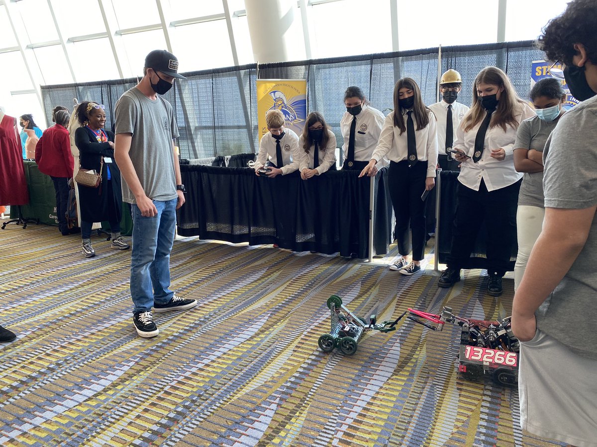 What a jam packed week! Red Ribbon Week parades, 14th Annual State of the District and Halloween treats were some of the highlights. 🎃☺️